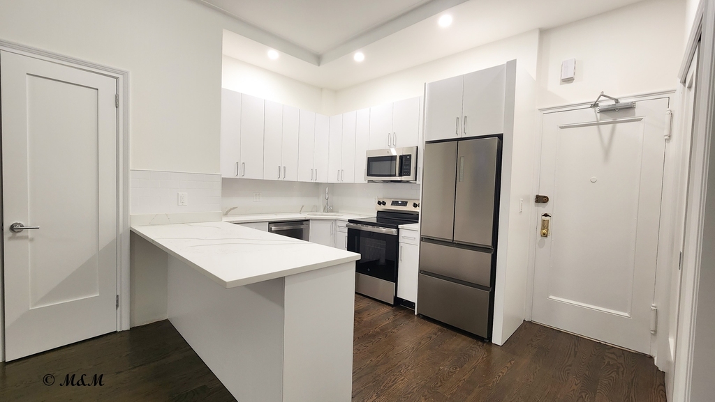 West 68th Street - Photo 1