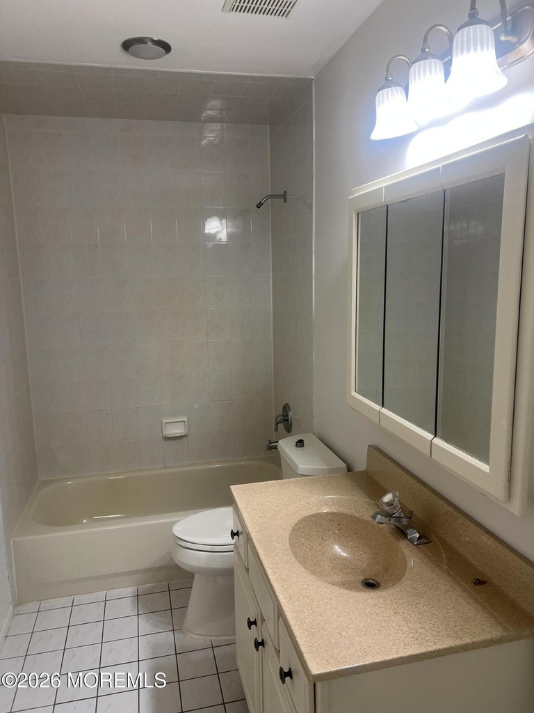 6 Nancy Court - Photo 4