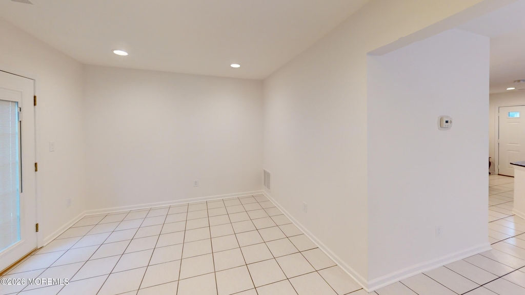 1 Amherst Court - Photo 14