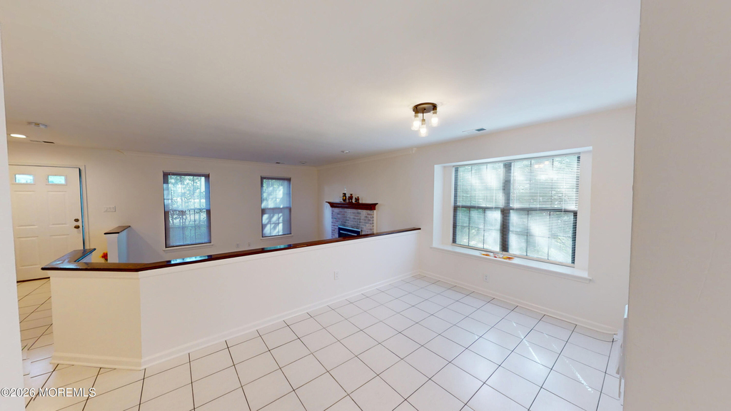 1 Amherst Court - Photo 6