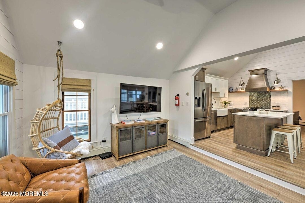 13 Atlantic Avenue - Photo 8