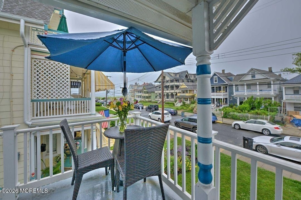 13 Atlantic Avenue - Photo 4