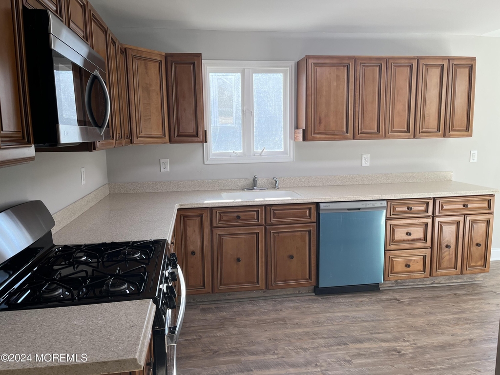 3 2nd Avenue - Photo 2