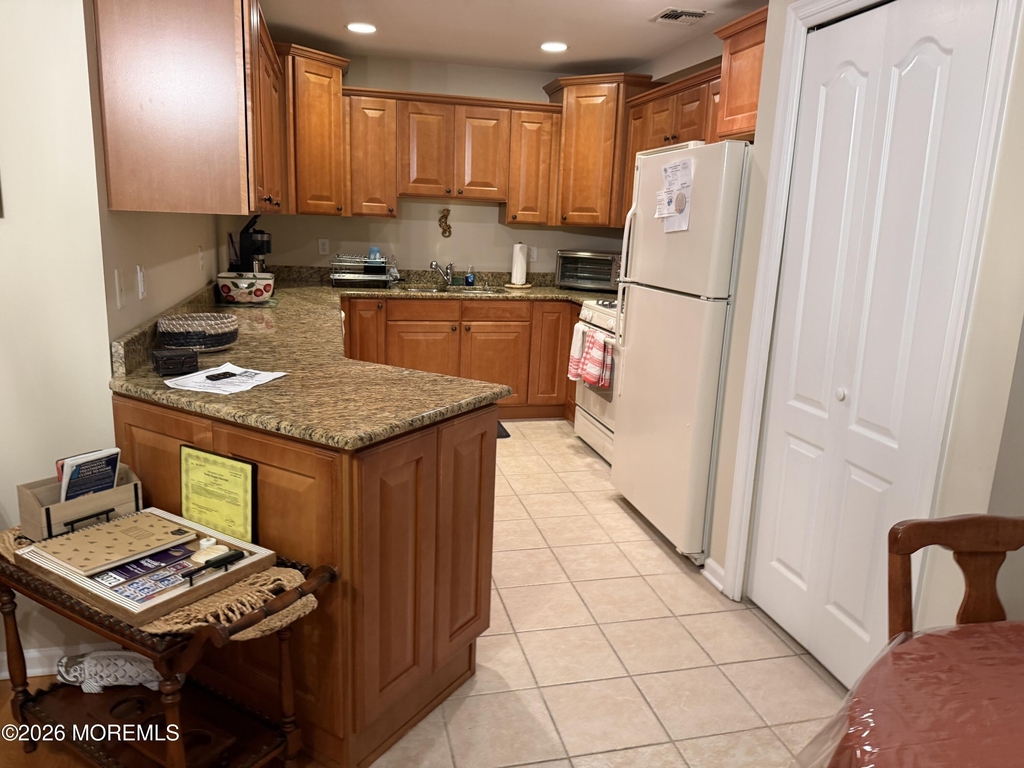 1301 Boulevard - Photo 2