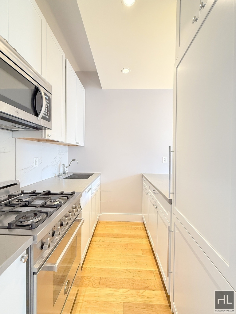 252 West 76 Street - Photo 3