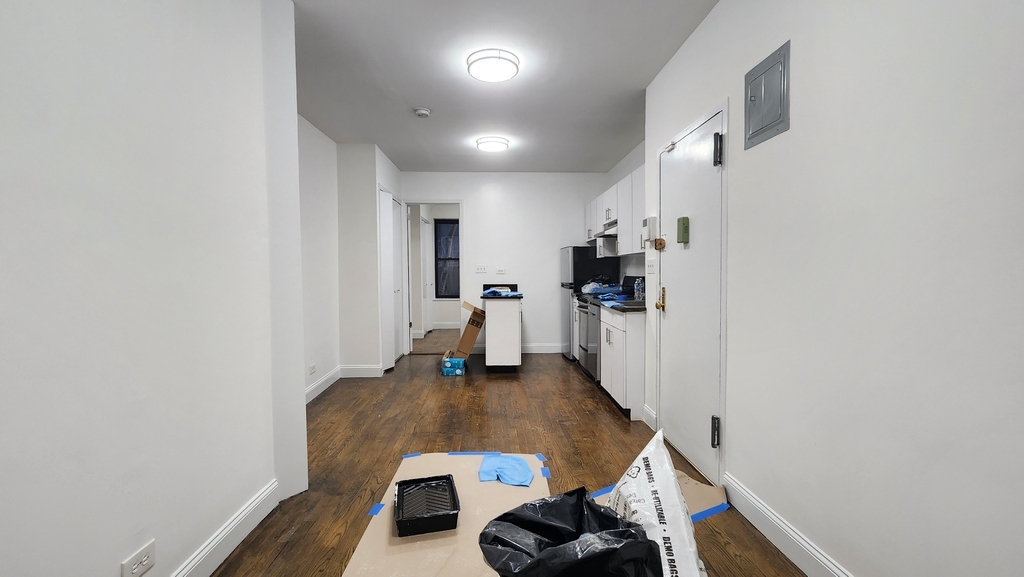 East 87th Street - Photo 1