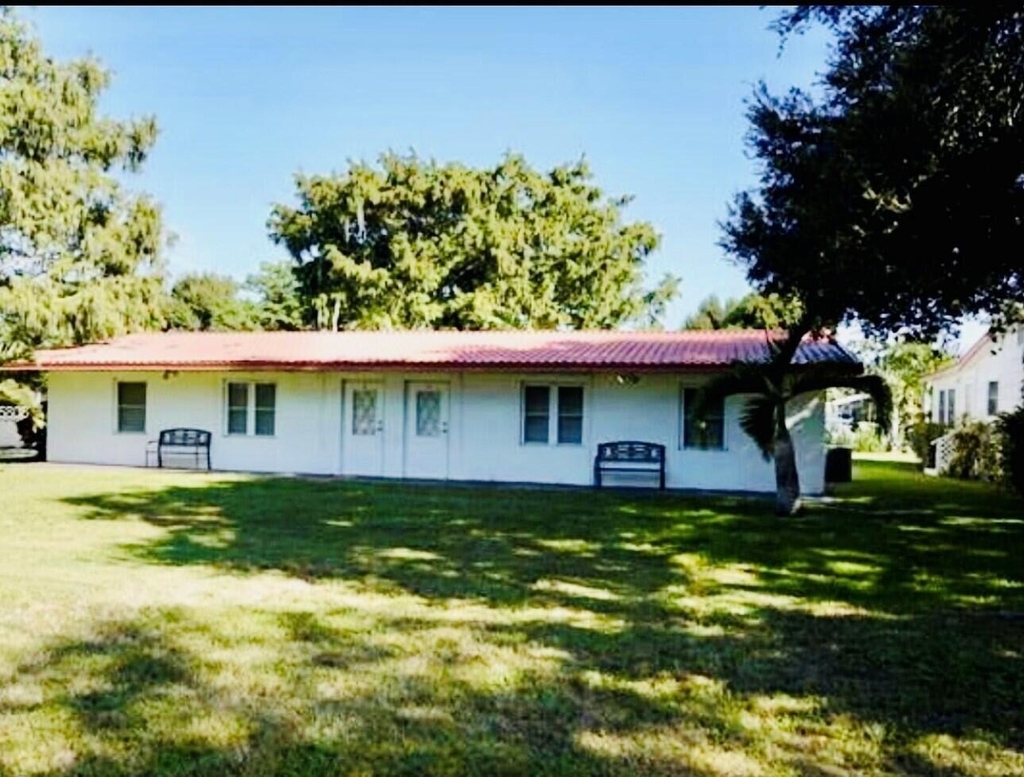 3203 Se 29th Lane - Photo 1