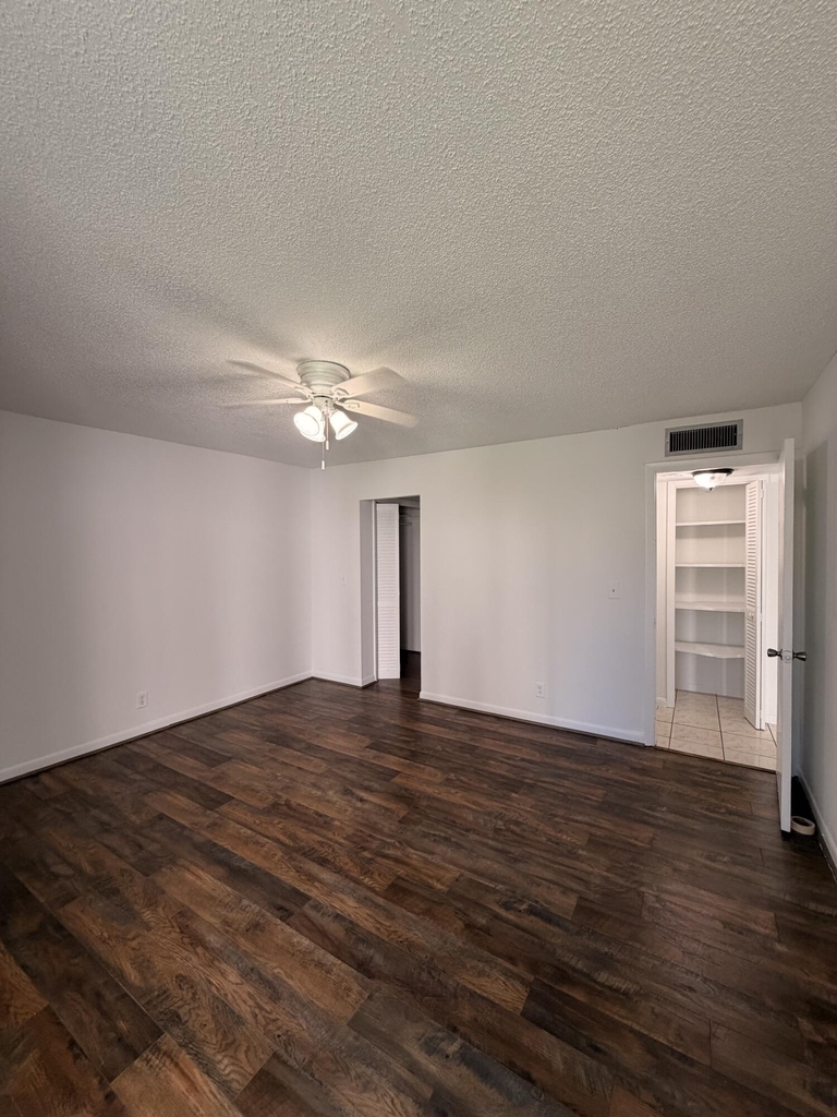 618 Nw 13th Street - Photo 8