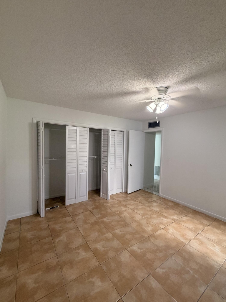 618 Nw 13th Street - Photo 17