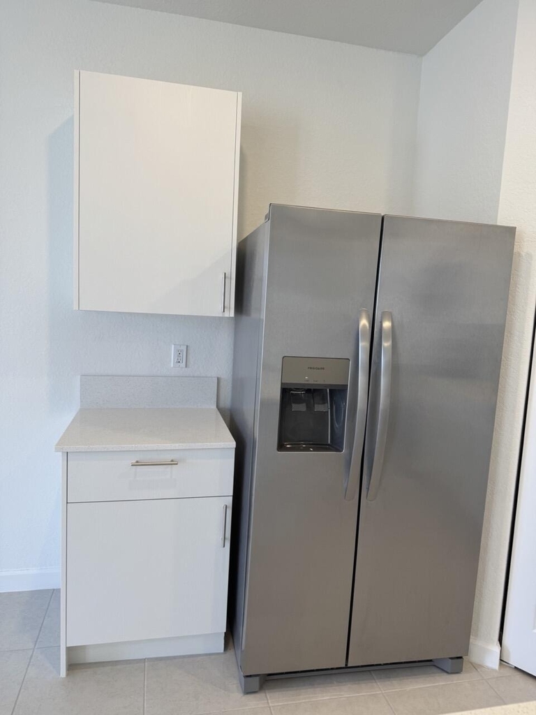 3008 Park Place - Photo 5