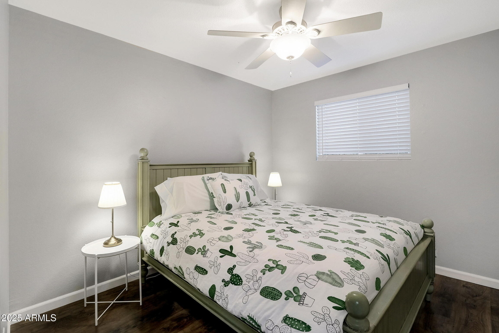 5803 S Kenwood Lane - Photo 8