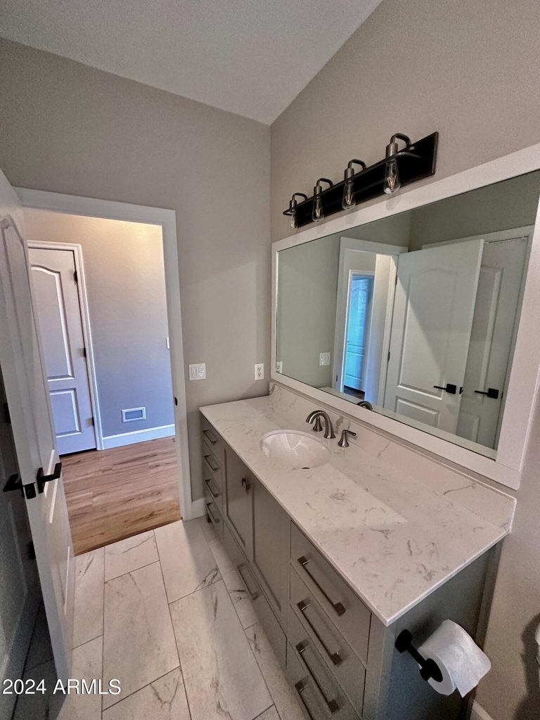 5228 E Bluefield Avenue - Photo 42
