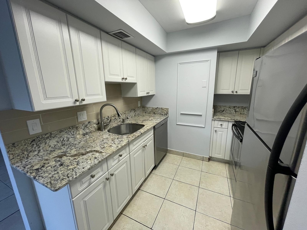 5956 Nw 21st Street - Photo 3