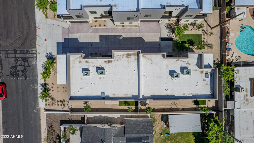 1625 E Lamar Road - Photo 32