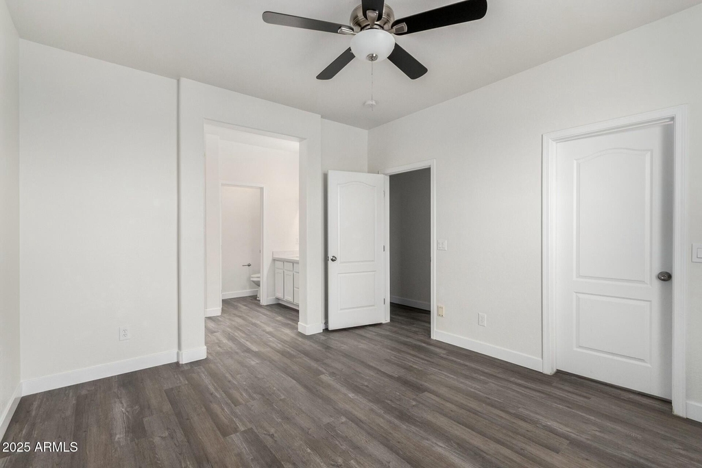 111 W Beth Drive - Photo 6