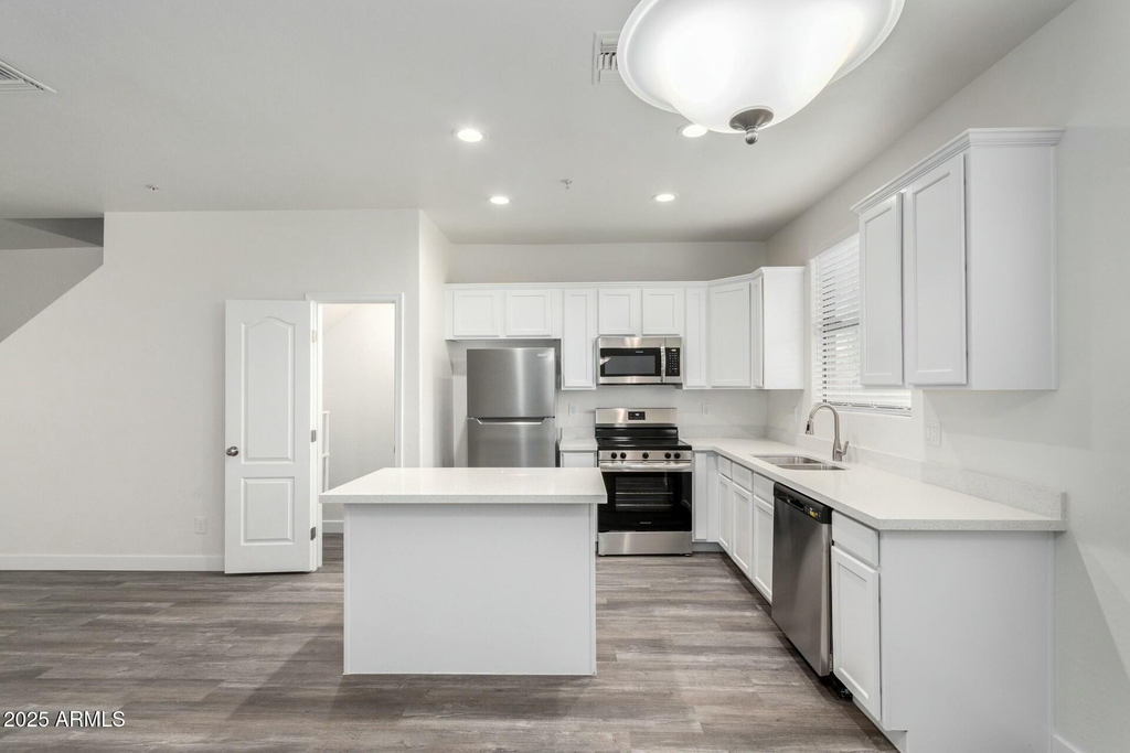 111 W Beth Drive - Photo 1