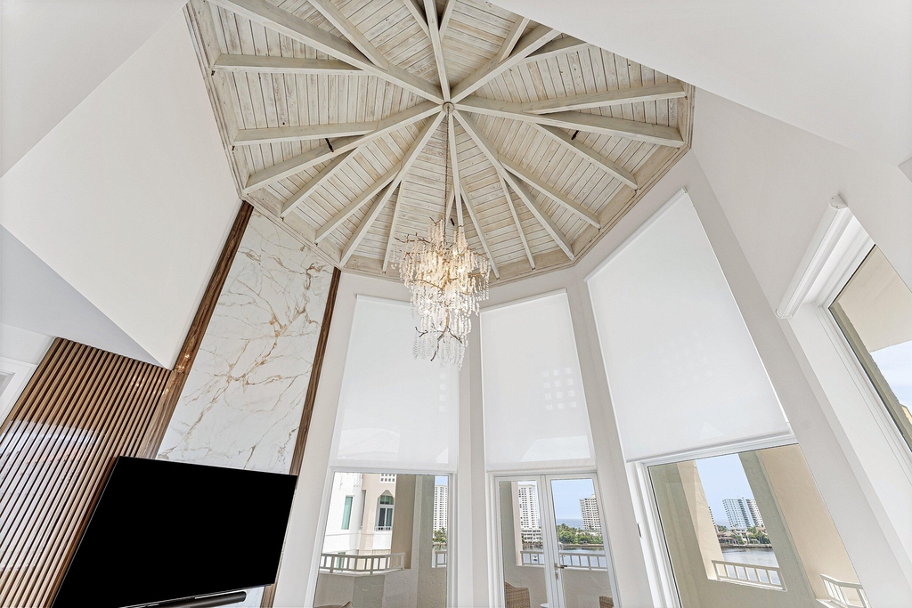 300 Se 5th Avenue - Photo 2