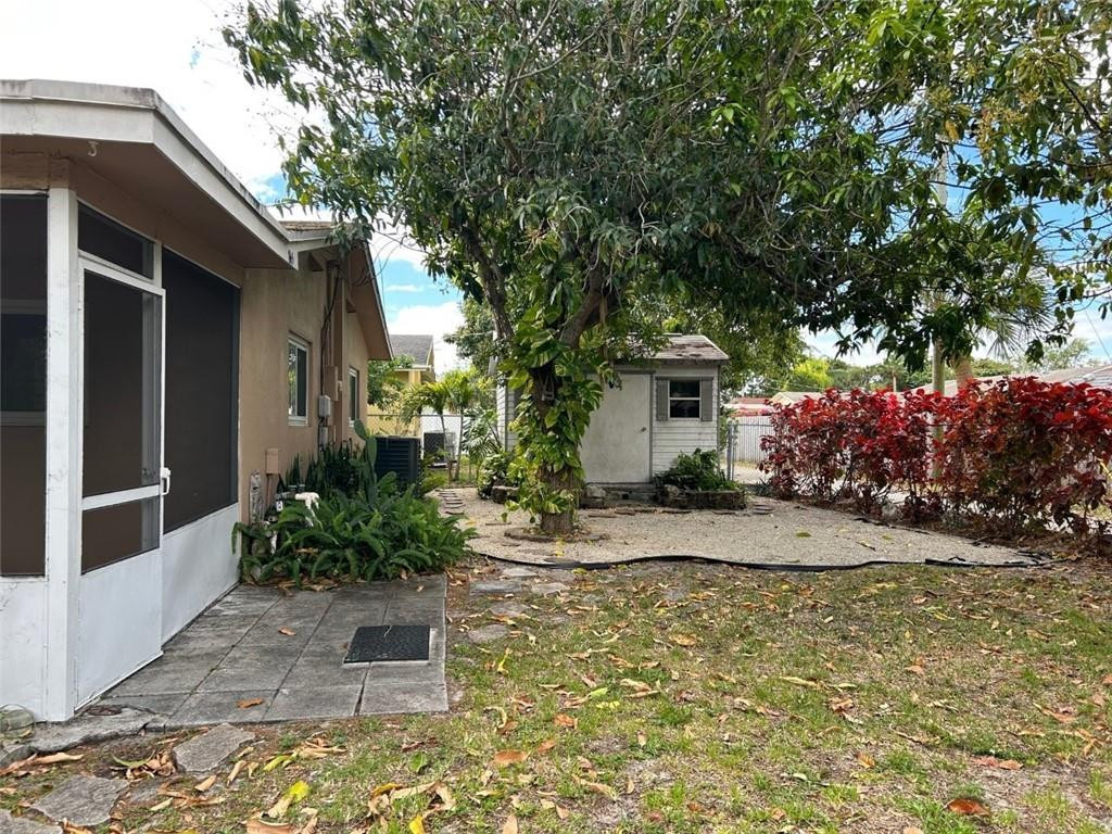 845 Nw 10th Avenue - Photo 20