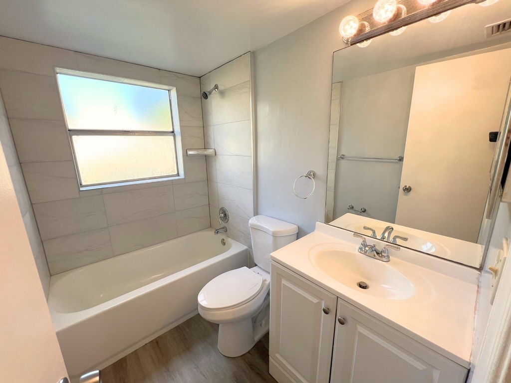 843 Twin Lakes Drive - Photo 5
