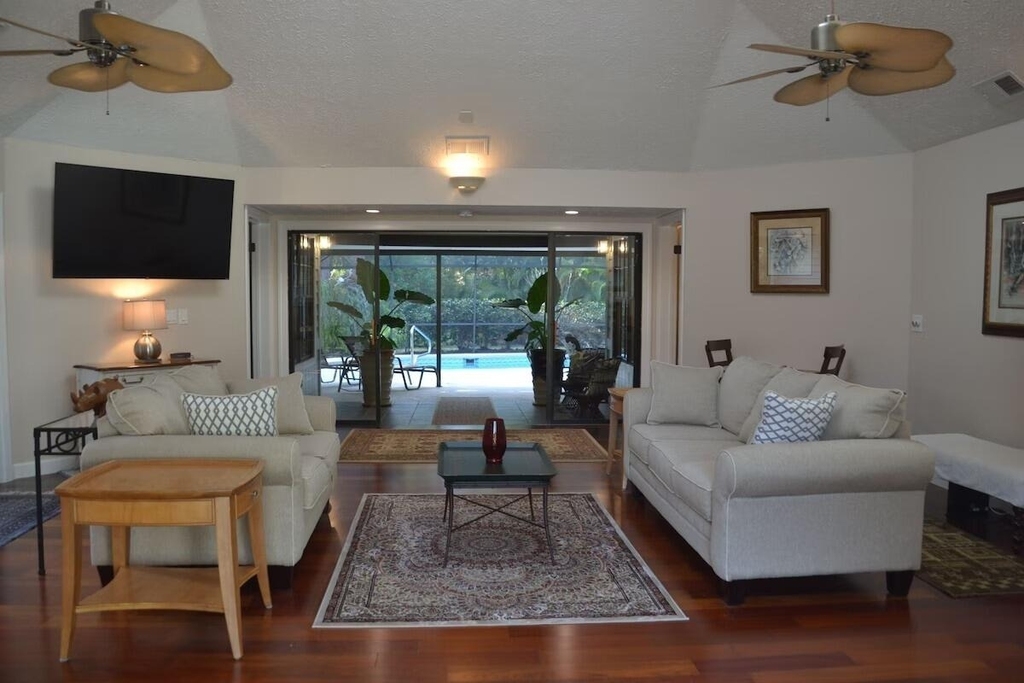 1251 Sw Carl Metz Lane - Photo 1