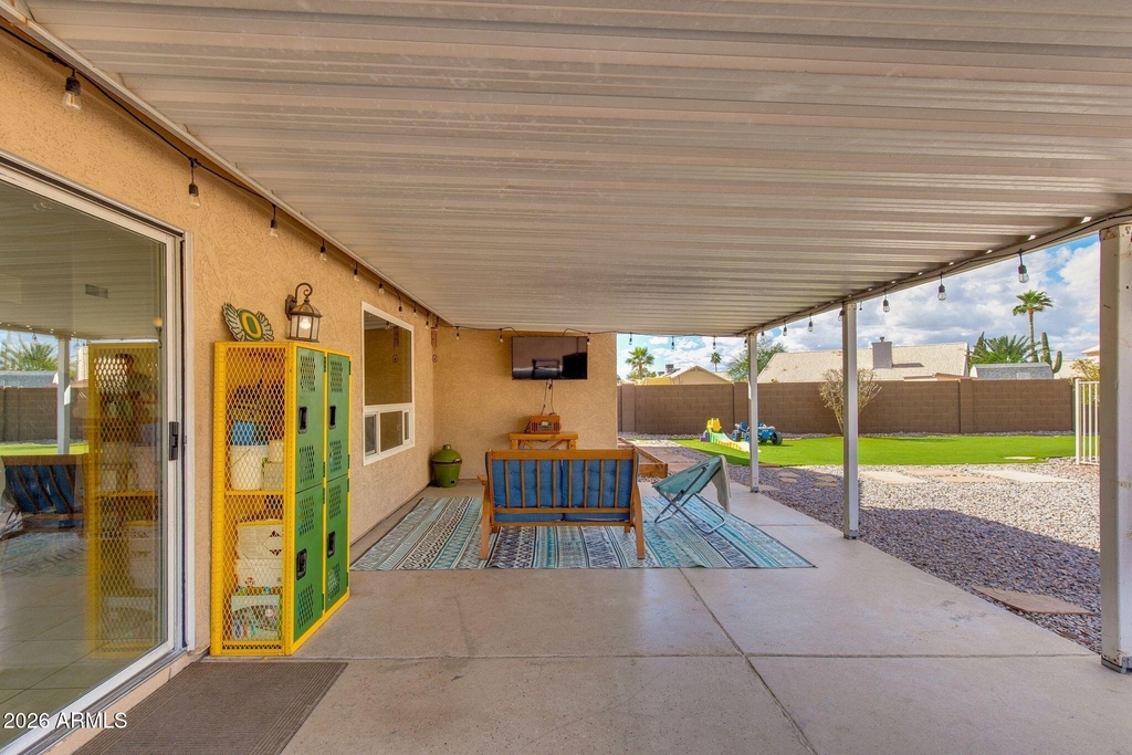 4250 E Encinas Avenue - Photo 39
