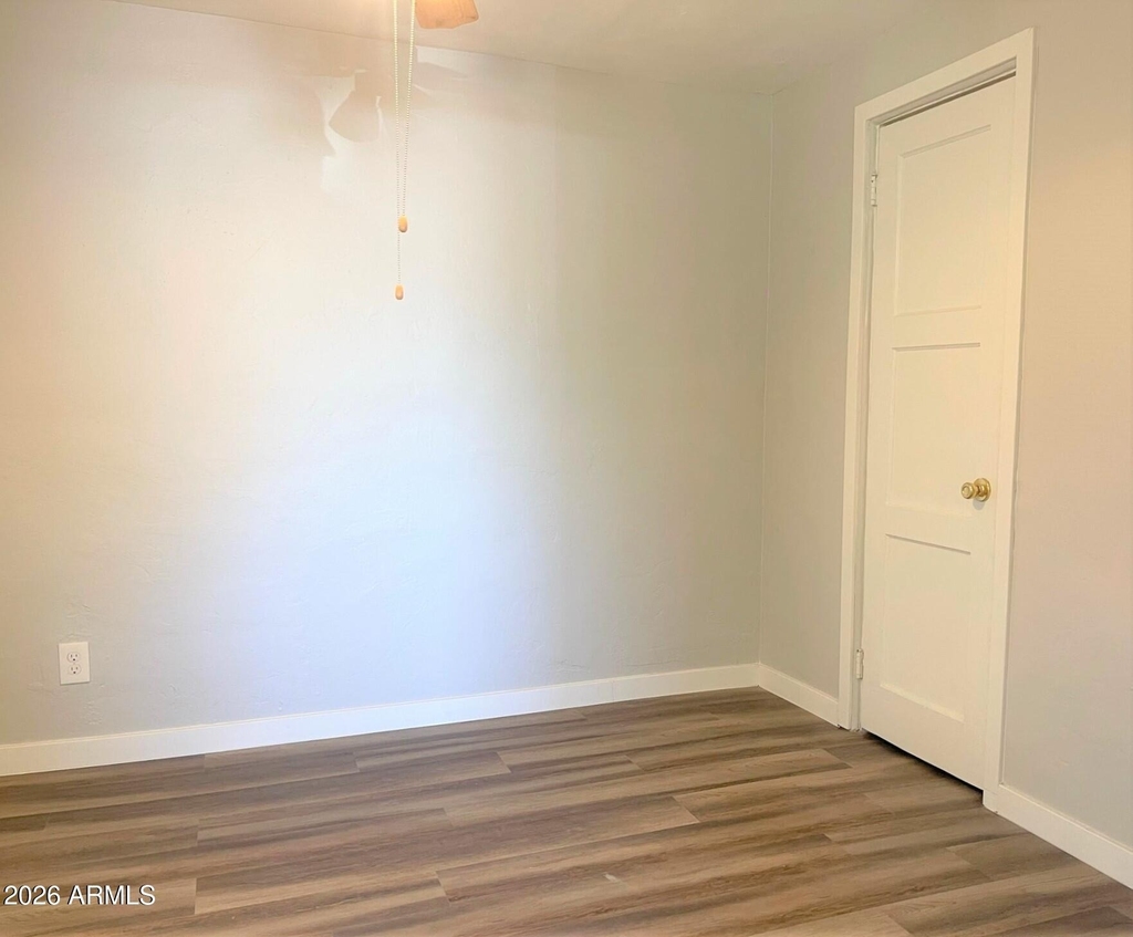 1125 E Devonshire Avenue - Photo 7