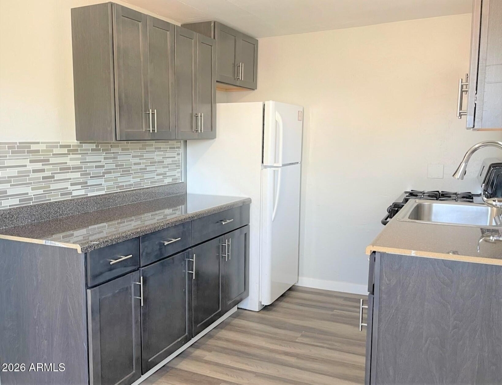 1125 E Devonshire Avenue - Photo 4