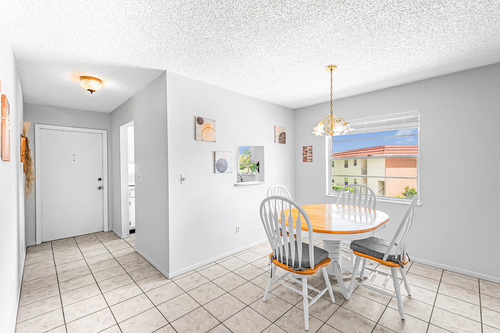 26 Pine Arbor Lane - Photo 5