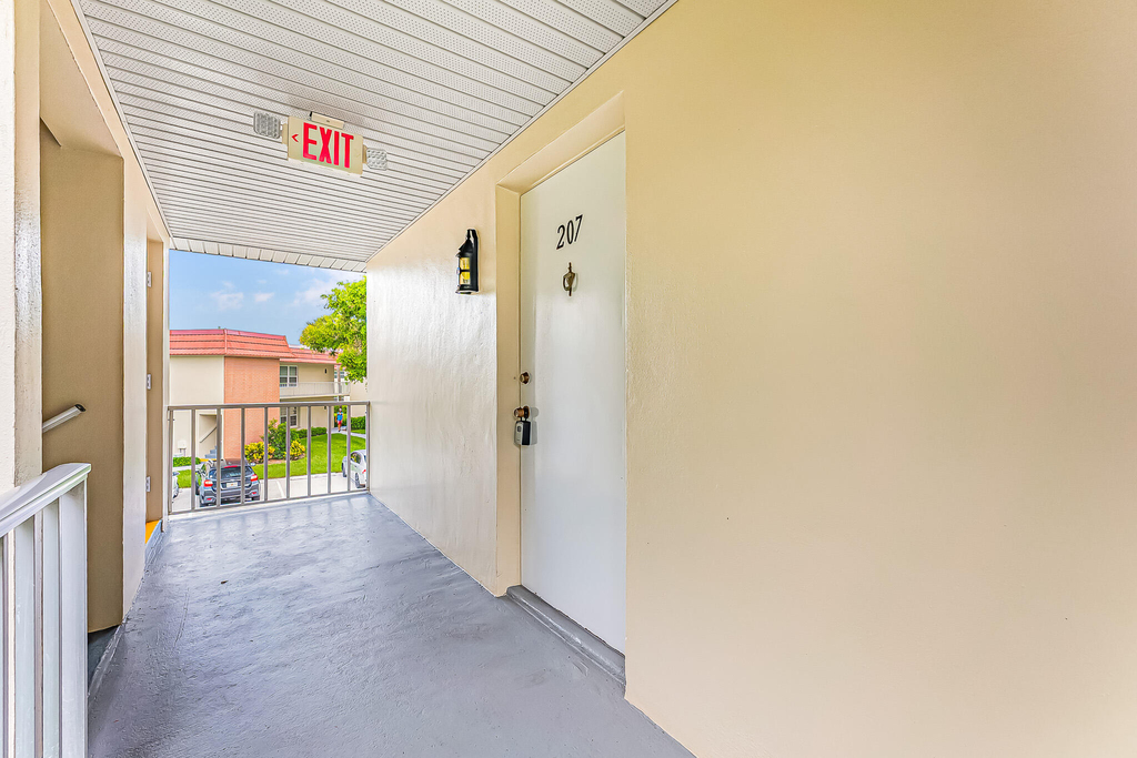 26 Pine Arbor Lane - Photo 4