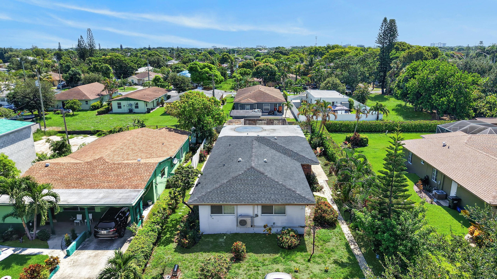 27 Nw 14th Avenue - Photo 16