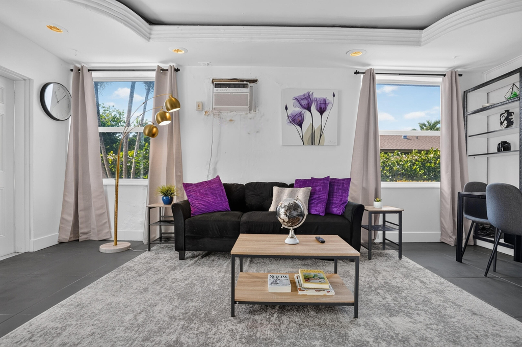 27 Nw 14th Avenue - Photo 8