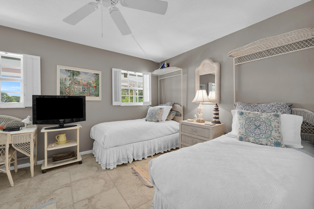 475 Tequesta Drive - Photo 16