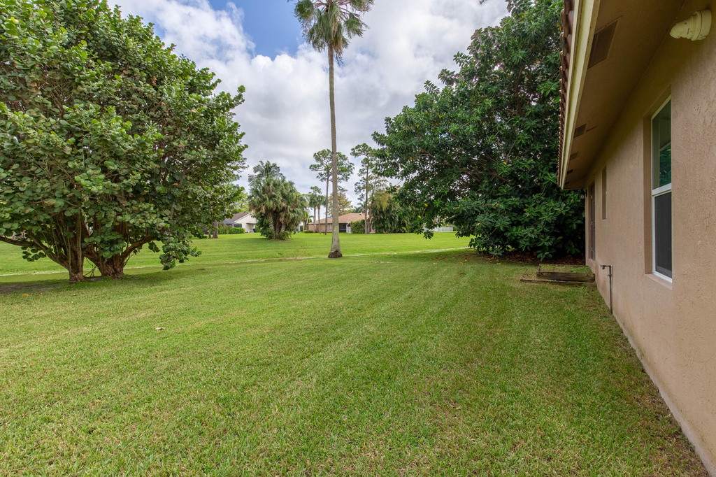 352 Window Rock Drive - Photo 15
