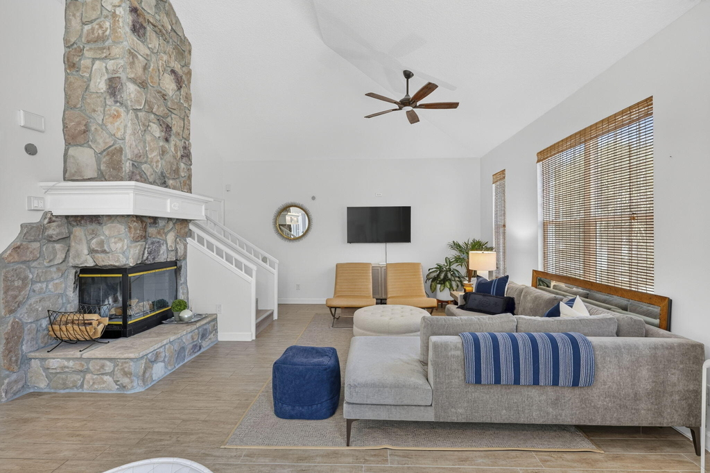 1209 Mainsail - Photo 10