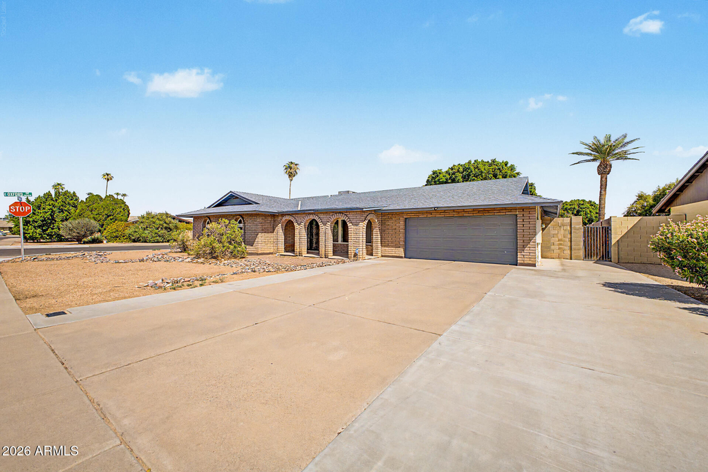 5403 S Heather Drive - Photo 2