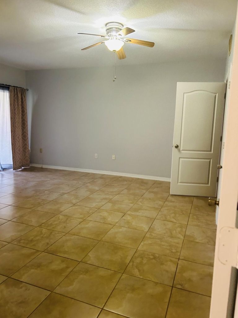166 Sw Peacock Boulevard - Photo 12