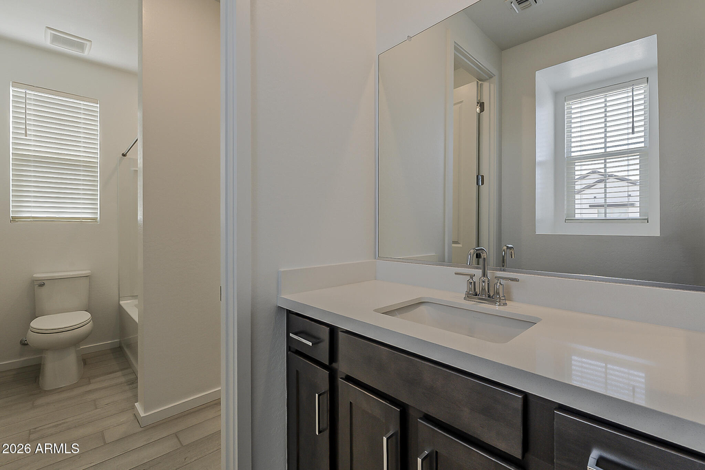 2434 W Rowel Road - Photo 22