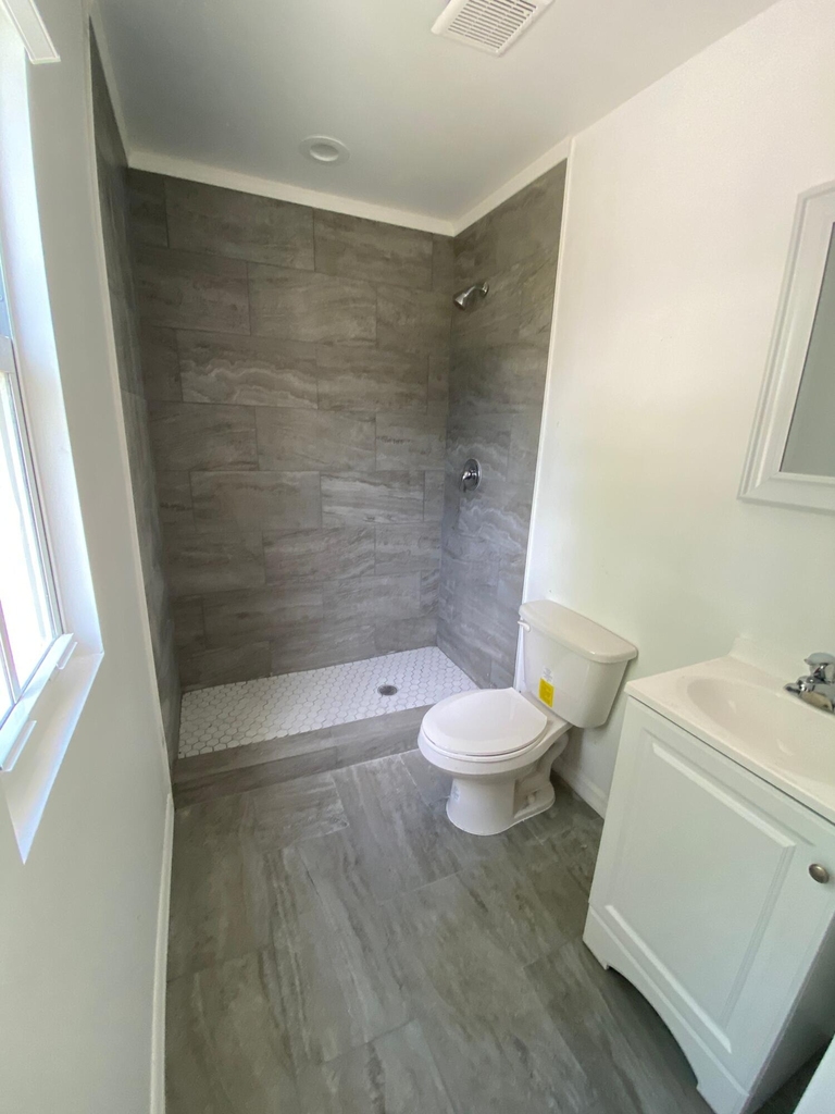 641 6th Street - Photo 12