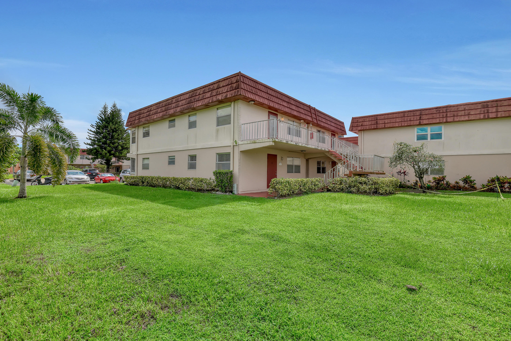 611 Saxony M Park - Photo 16