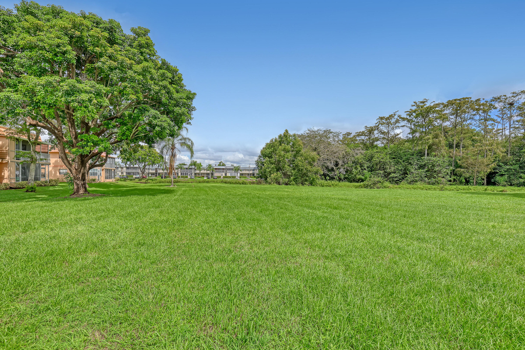 611 Saxony M Park - Photo 1