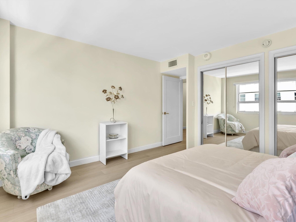 133 N Pompano Beach Boulevard - Photo 16