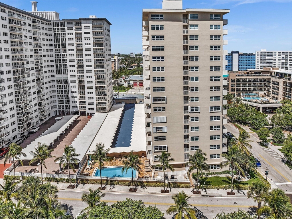 133 N Pompano Beach Boulevard - Photo 42