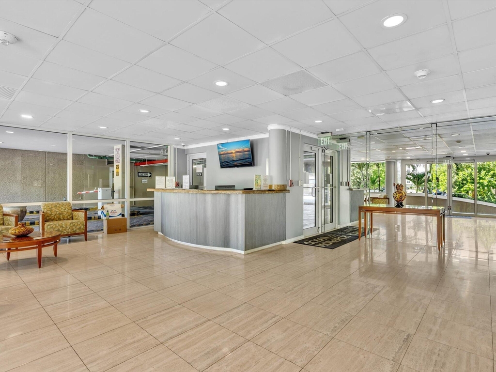 133 N Pompano Beach Boulevard - Photo 28