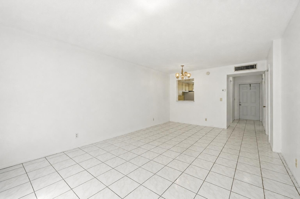 1333 E Hallandale Beach Boulevard - Photo 5