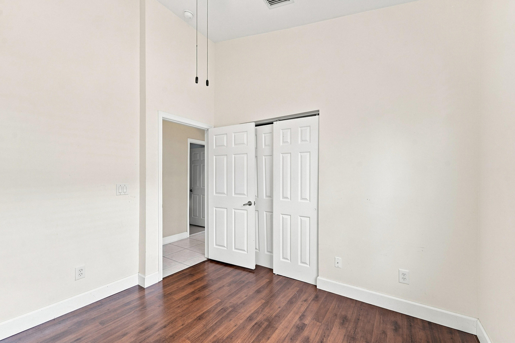 12376 Nw 53rd Street - Photo 9