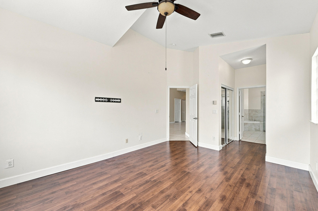 12376 Nw 53rd Street - Photo 8