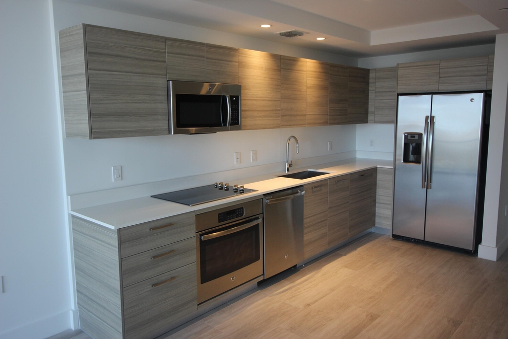 121 Ne 34th Street - Photo 14