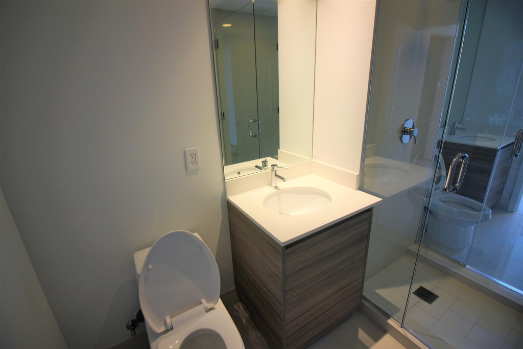 121 Ne 34th Street - Photo 19