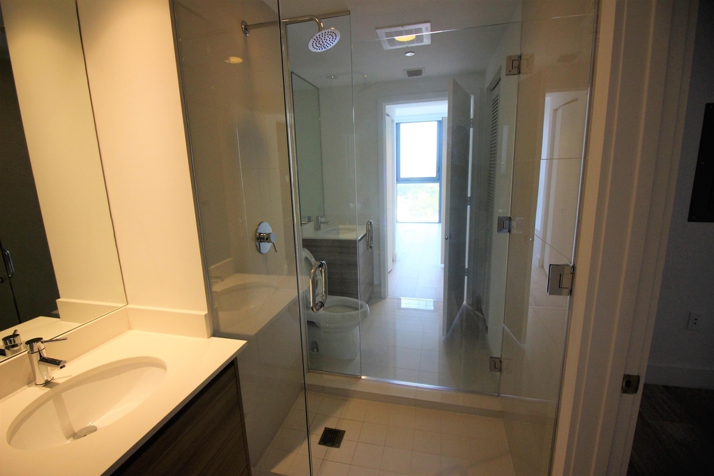121 Ne 34th Street - Photo 20