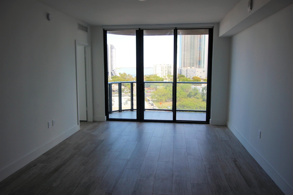 121 Ne 34th Street - Photo 15